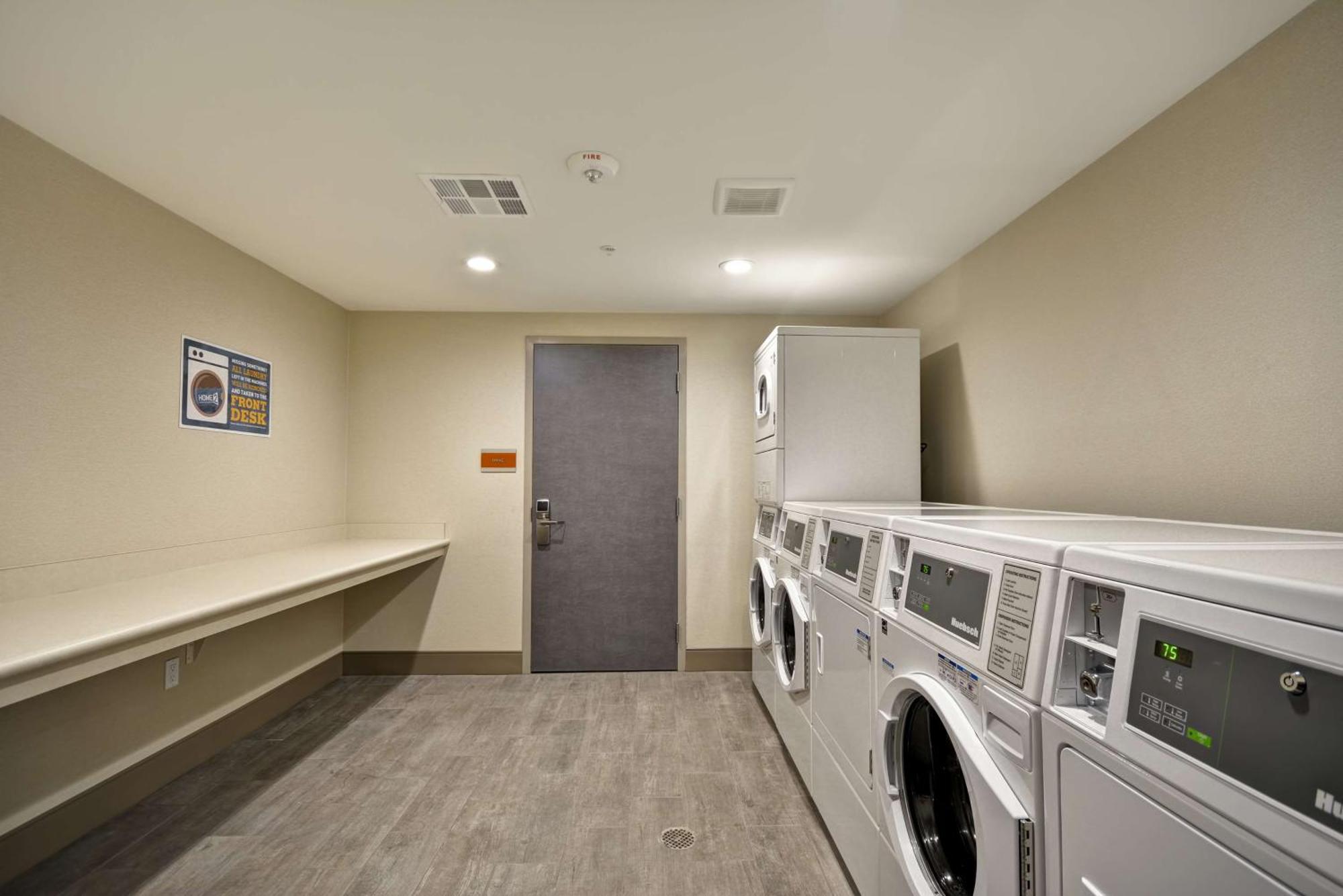 Home2 Suites By Hilton Hanford Lemoore Εξωτερικό φωτογραφία